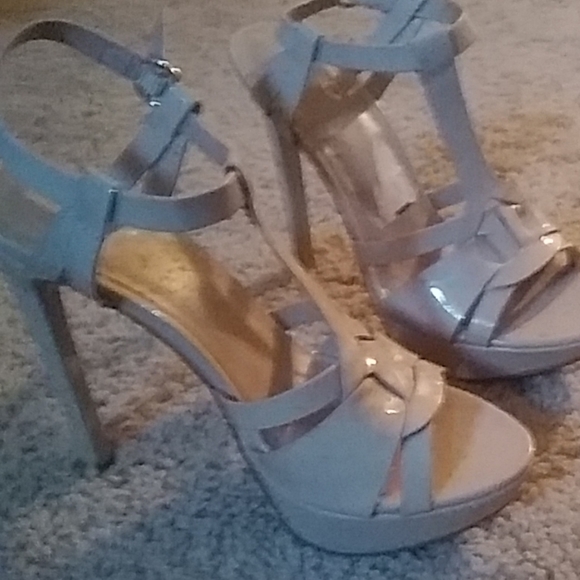 Shoes - Picture 2 of 3